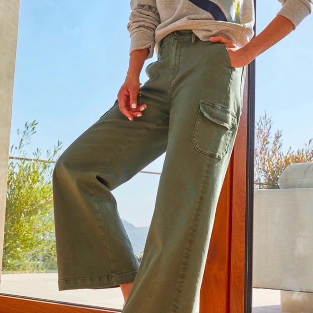 Paige Carly Cargo Pants in Vintage Ivy Green